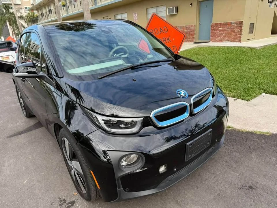 2016 BMW i3 - Image 2 of 3