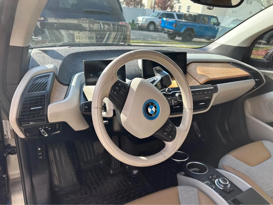 2016 BMW i3 - Image 8 of 20
