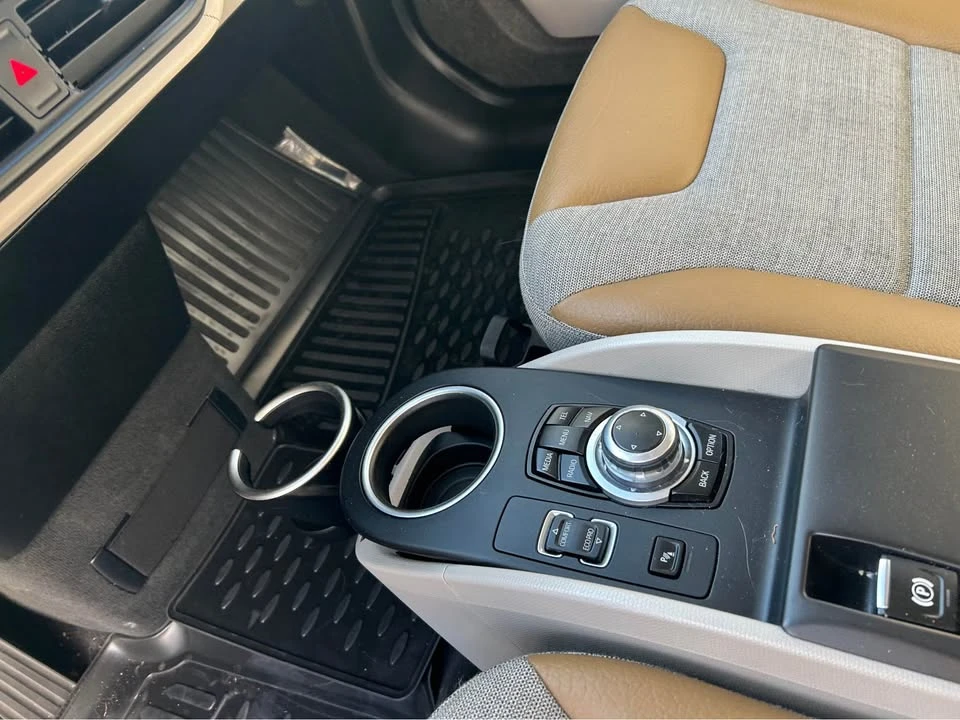 2016 BMW i3 - Image 10 of 20