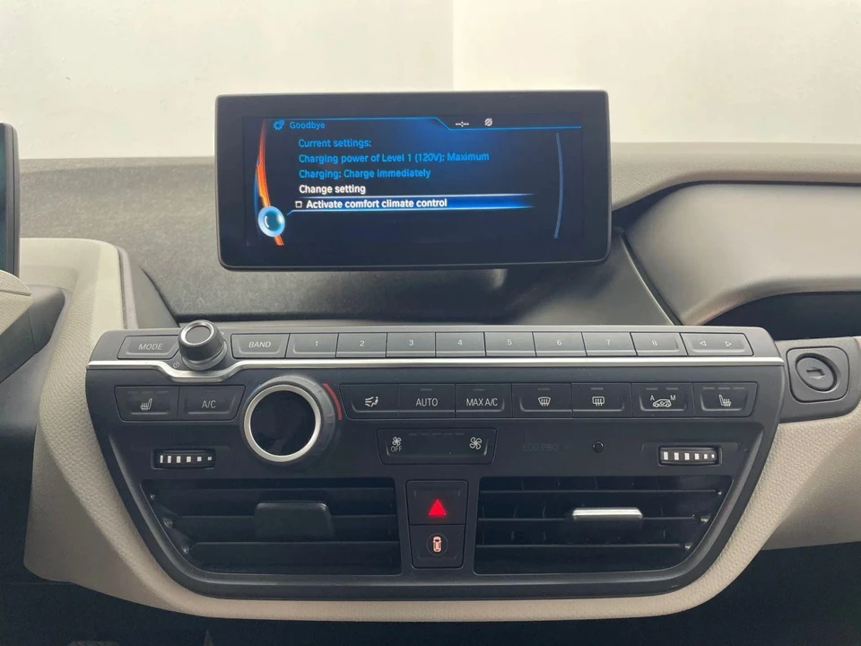 2016 BMW i3 - Image 19 of 21