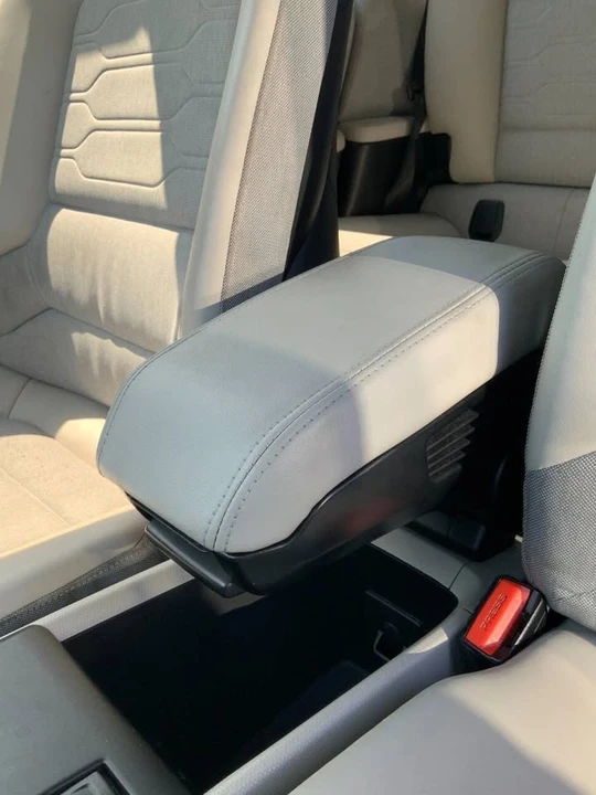 2016 BMW i3 - Image 12 of 19