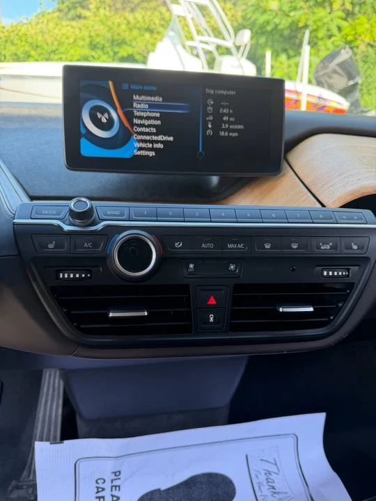 2016 BMW i3 - Image 12 of 19