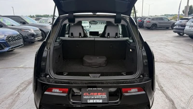 2016 BMW i3 - Image 12 of 16