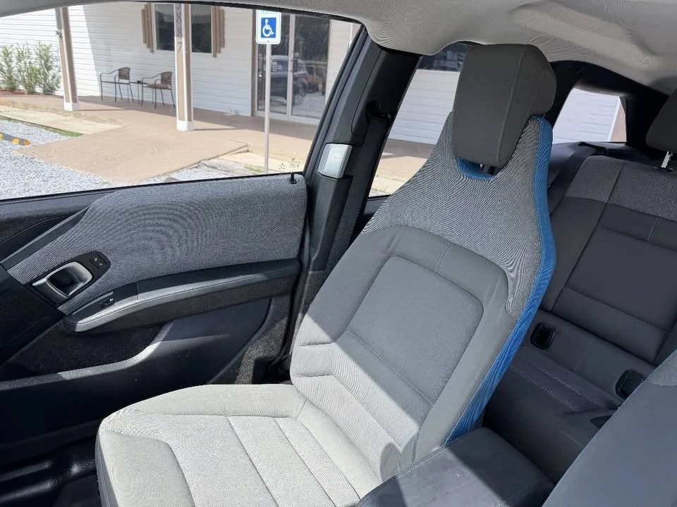 2016 BMW i3 - Image 10 of 12