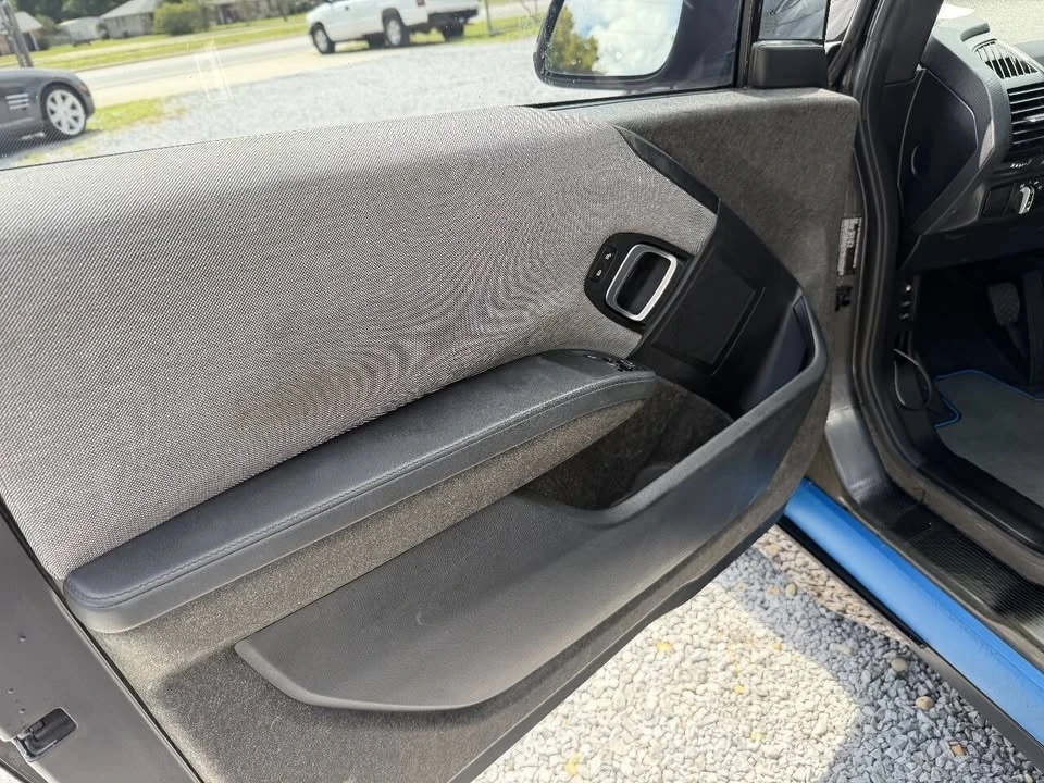 2016 BMW i3 - Image 6 of 12