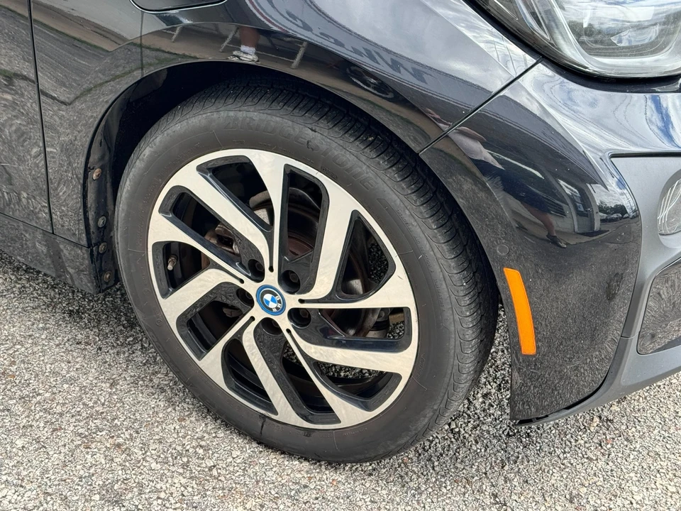 2016 BMW i3 - Image 8 of 15