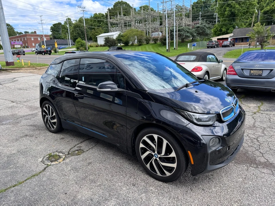 2016 BMW i3 - Image 2 of 15