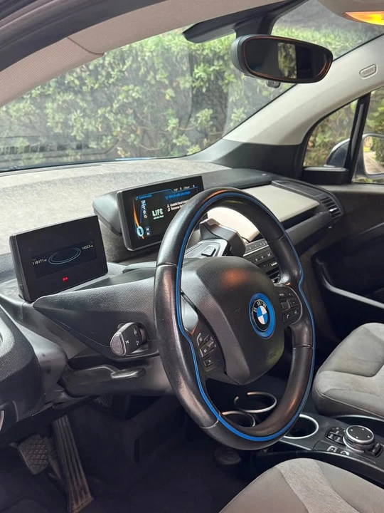2016 BMW i3 - Image 7 of 11