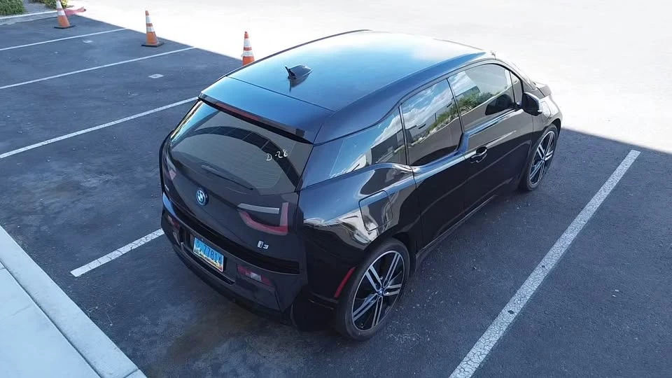 2016 BMW i3 - Image 12 of 20