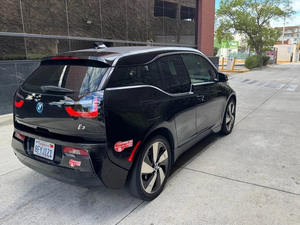 2016 BMW i3 - Image 4 of 11