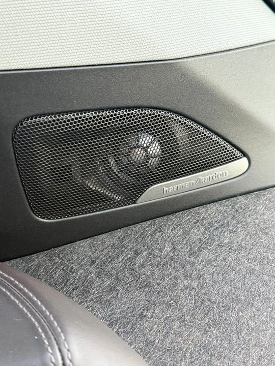 2016 BMW i3 - Image 10 of 10