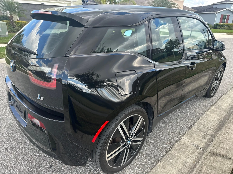 2016 BMW i3 - Image 17 of 31