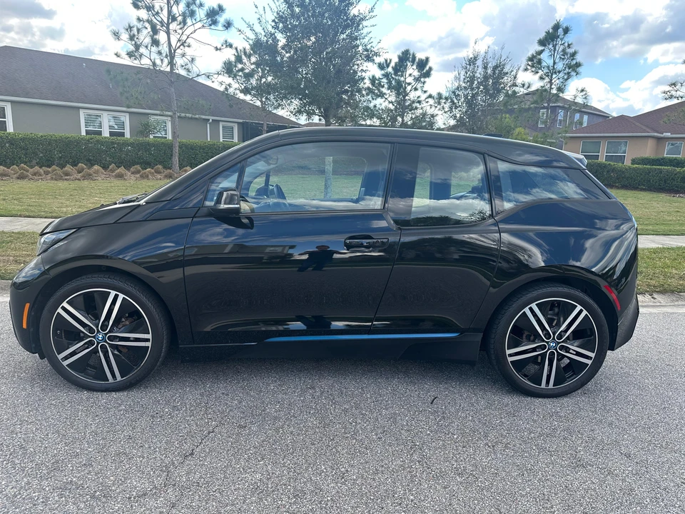 2016 BMW i3 - Image 9 of 31