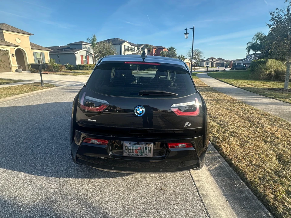 2016 BMW i3 - Image 13 of 31