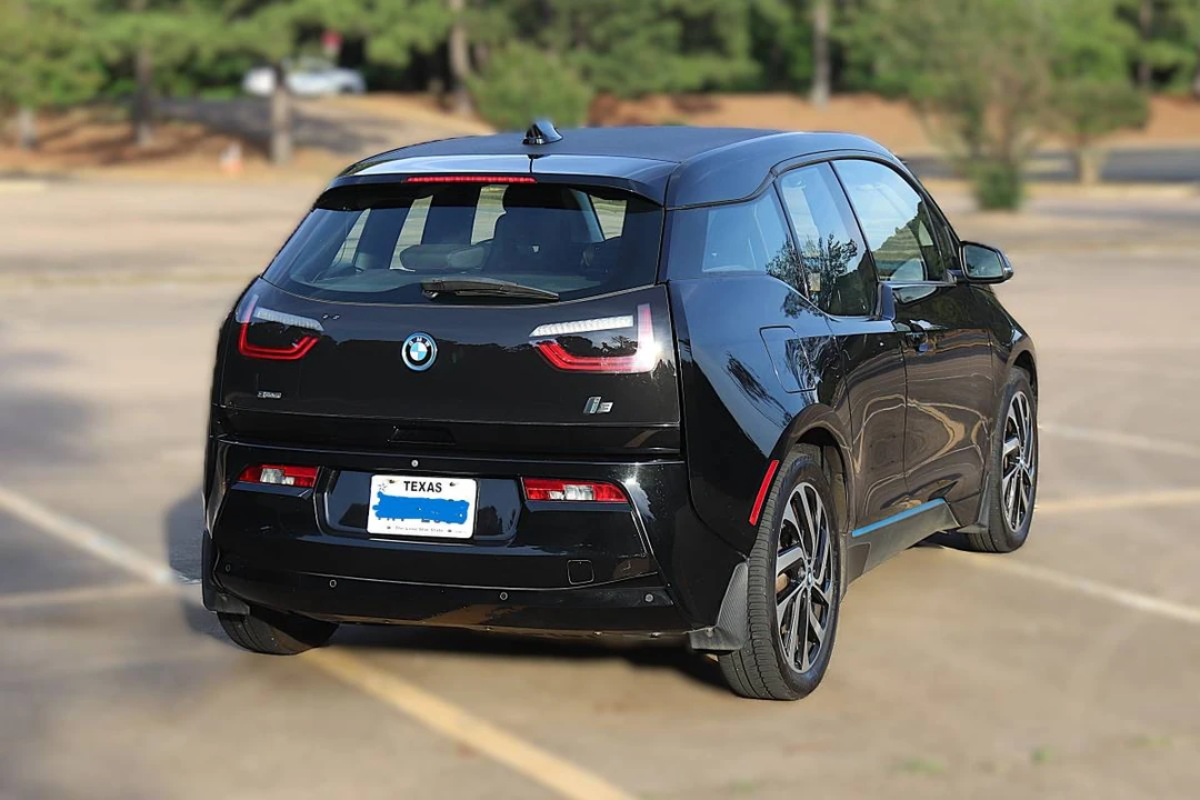 2016 BMW i3 - Image 2 of 7