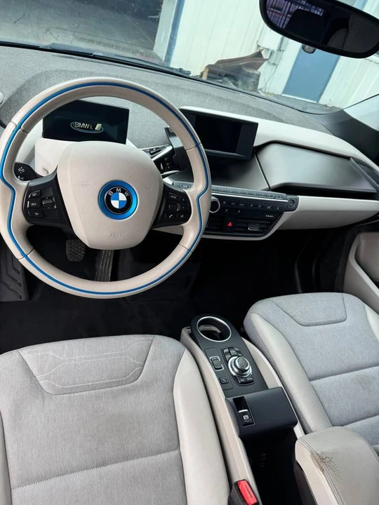 2016 BMW i3 - Image 7 of 7