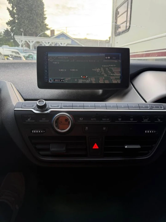 2016 BMW i3 - Image 6 of 13