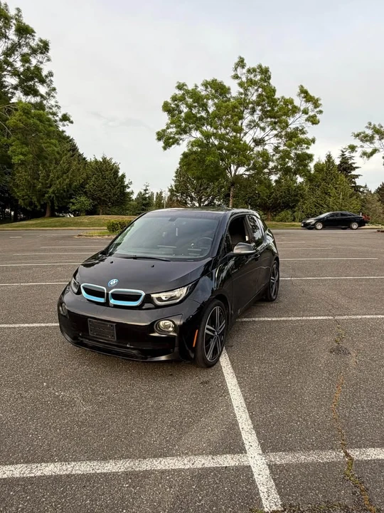 2016 BMW i3 - Image 10 of 13