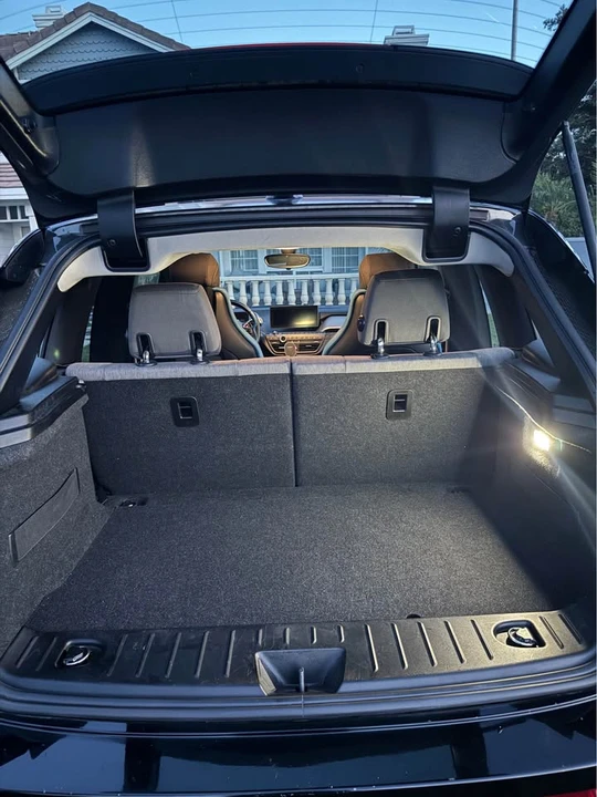 2016 BMW i3 - Image 8 of 10