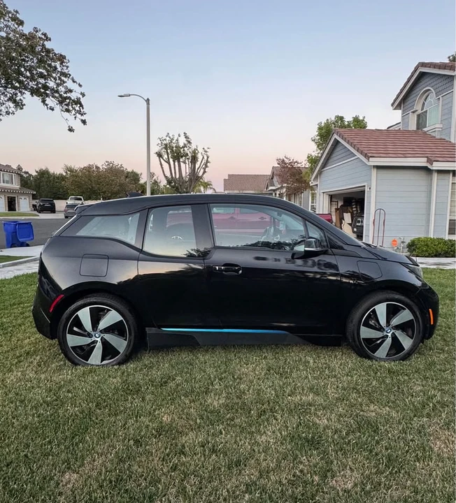2016 BMW i3 - Image 3 of 10