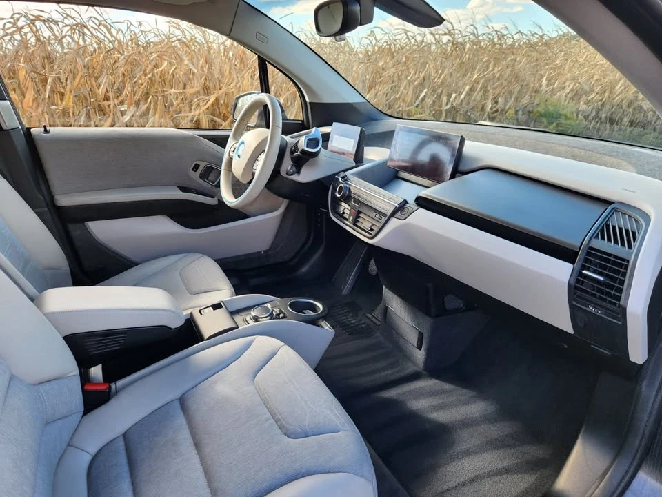 2016 BMW i3 - Image 7 of 20