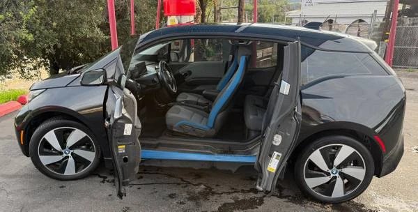 2016 BMW i3 - Image 4 of 15