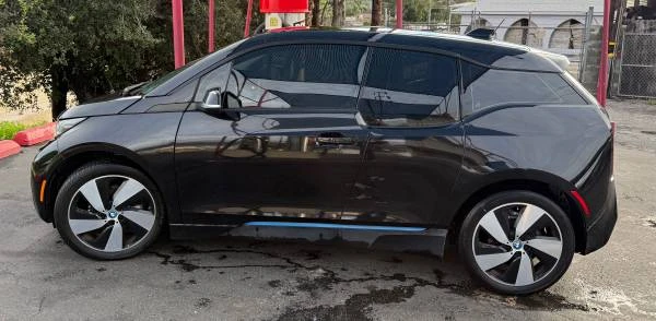2016 BMW i3 - Image 10 of 15