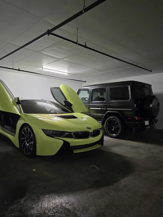 2016 BMW i8 - Image 3 of 8