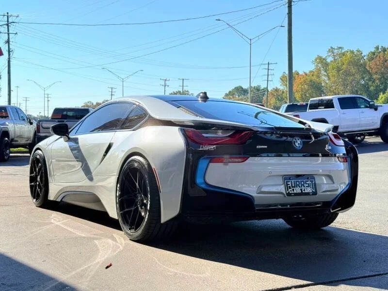 2016 BMW i8 - Image 5 of 15