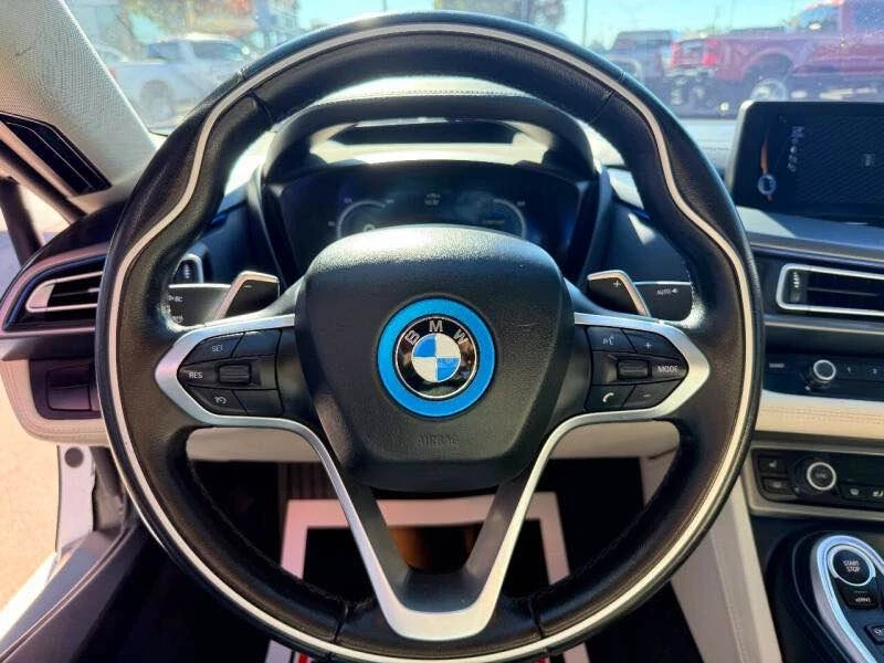 2016 BMW i8 - Image 12 of 15