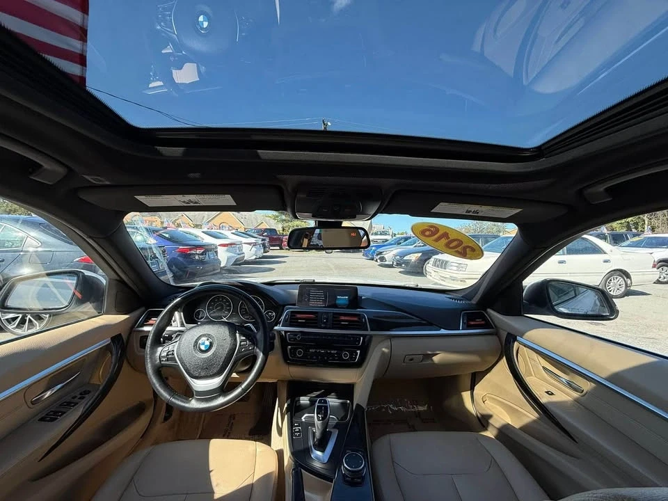 2016 BMW i8 - Image 10 of 11