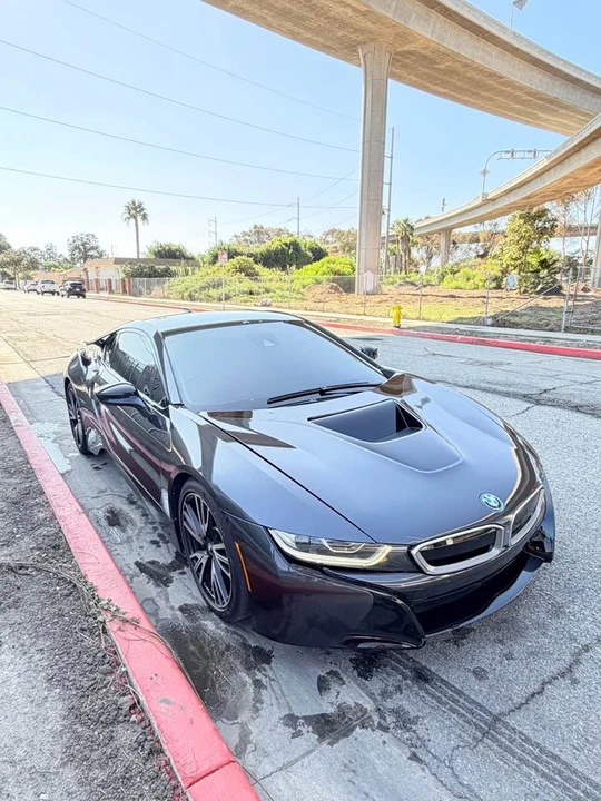 2016 BMW i8 - Image 5 of 7