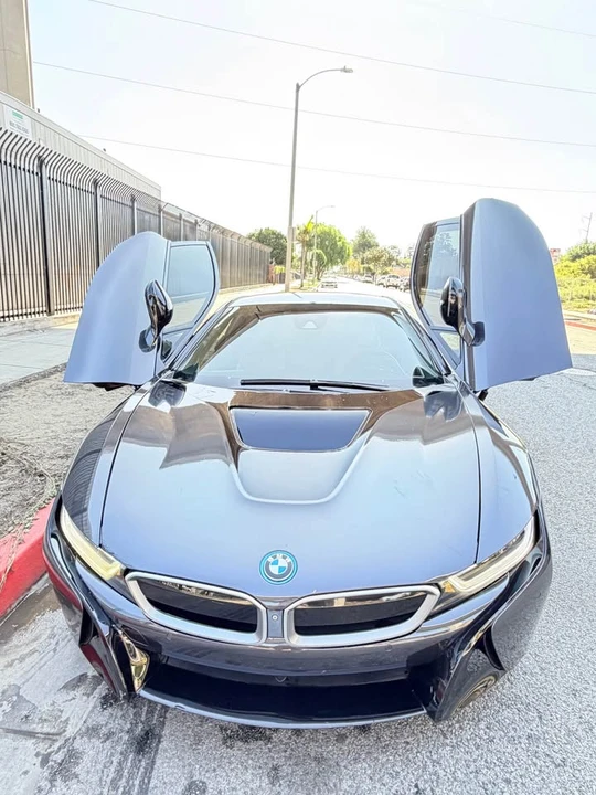 2016 BMW i8 - Image 6 of 7