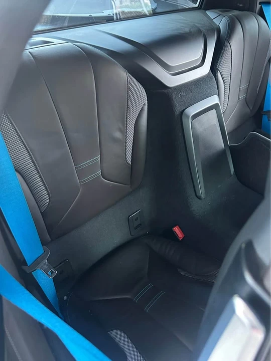 2016 BMW i8 - Image 7 of 8