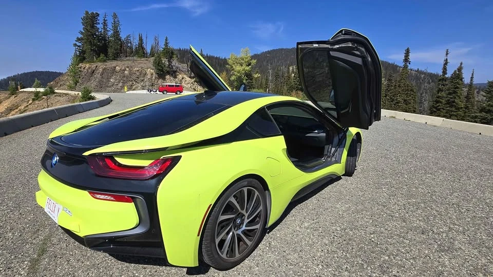 2016 BMW i8 - Image 4 of 8
