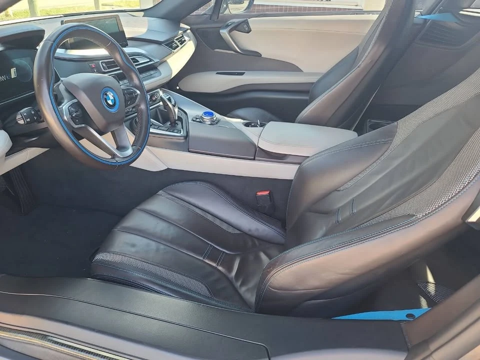 2016 BMW i8 - Image 14 of 20