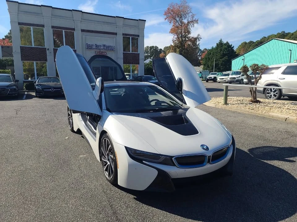 2016 BMW i8 - Image 10 of 20