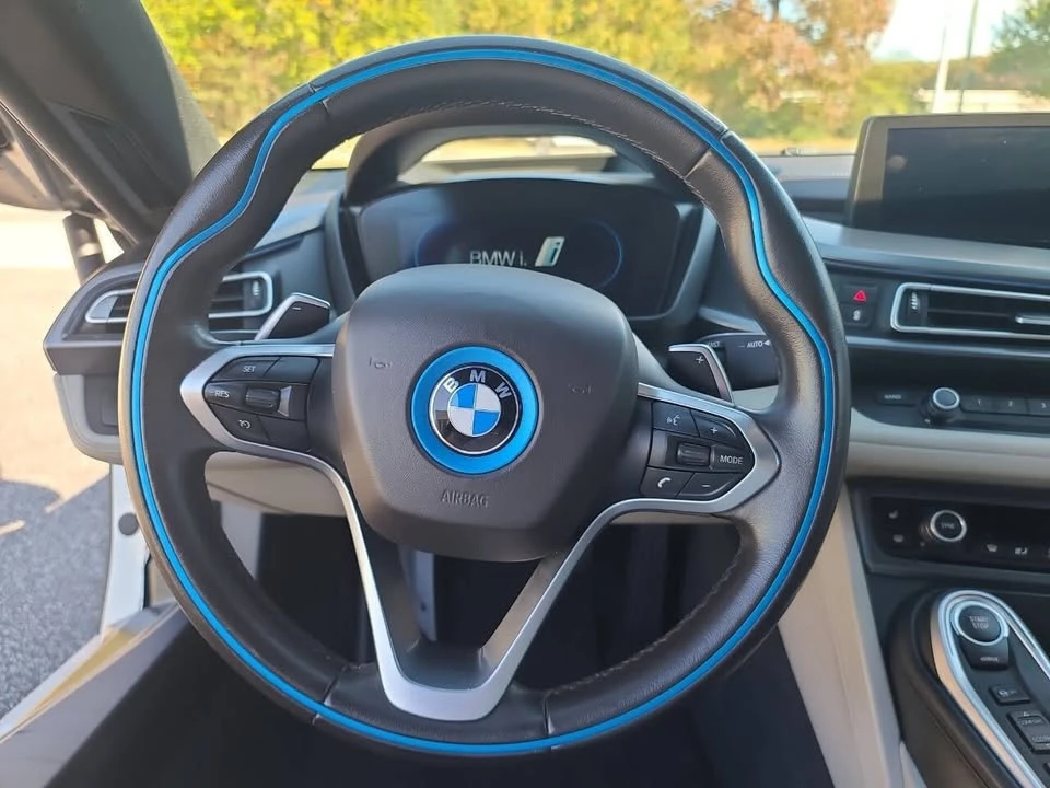 2016 BMW i8 - Image 15 of 20