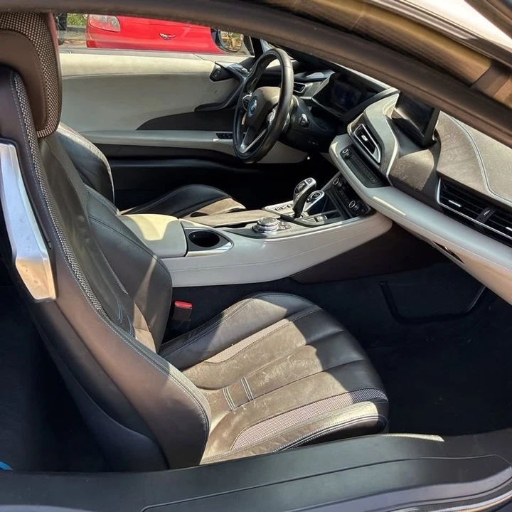 2016 BMW i8 - Image 8 of 13