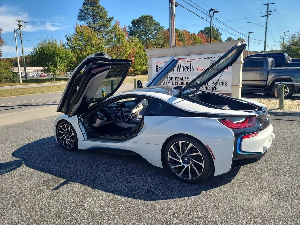 2016 BMW i8 - Image 12 of 20