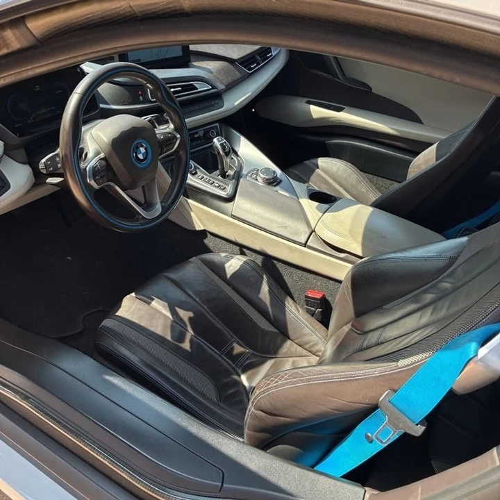 2016 BMW i8 - Image 7 of 13