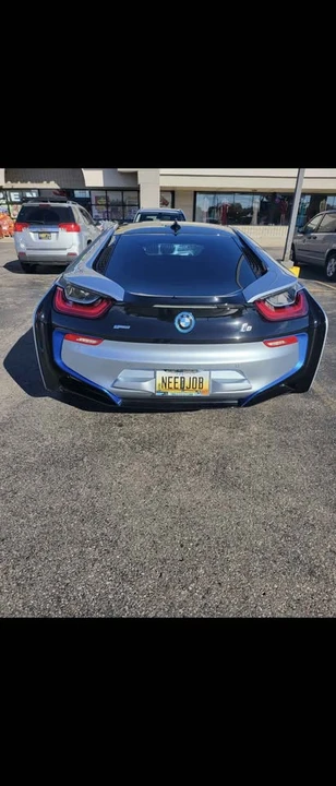 2016 BMW i8 - Image 11 of 15
