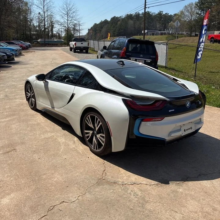 2016 BMW i8 - Image 6 of 13