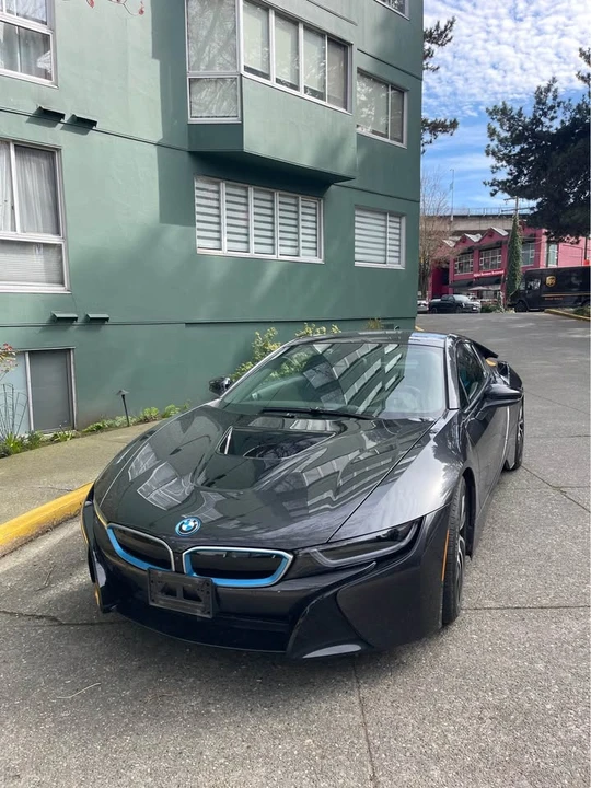 2016 BMW i8 - Image 2 of 19