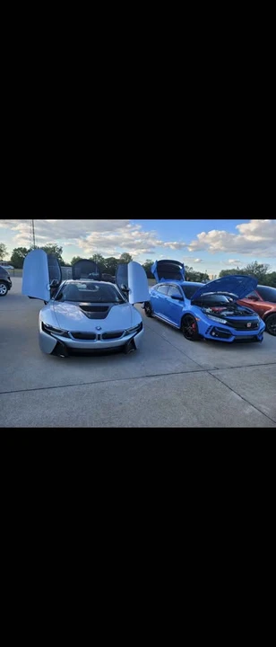 2016 BMW i8 - Image 12 of 15