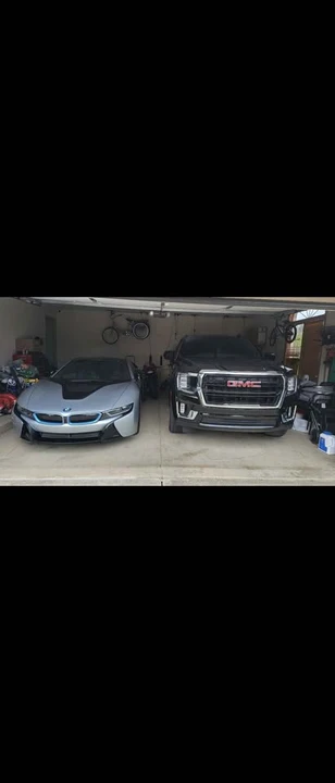 2016 BMW i8 - Image 10 of 15