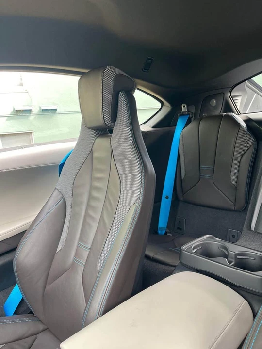 2016 BMW i8 - Image 13 of 19