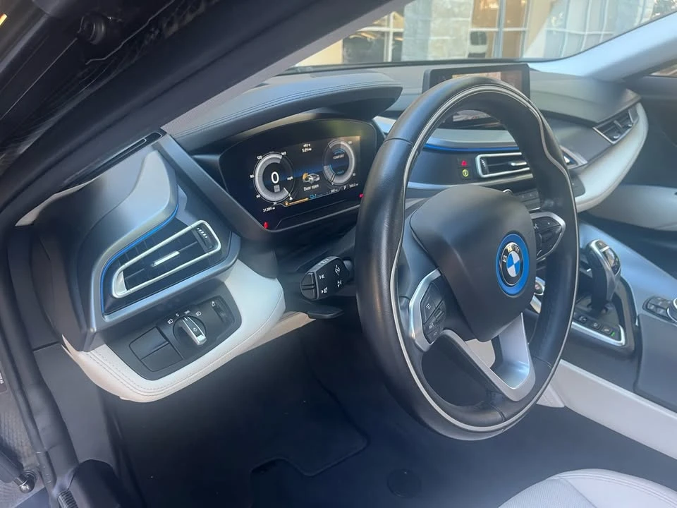2016 BMW i8 - Image 19 of 20
