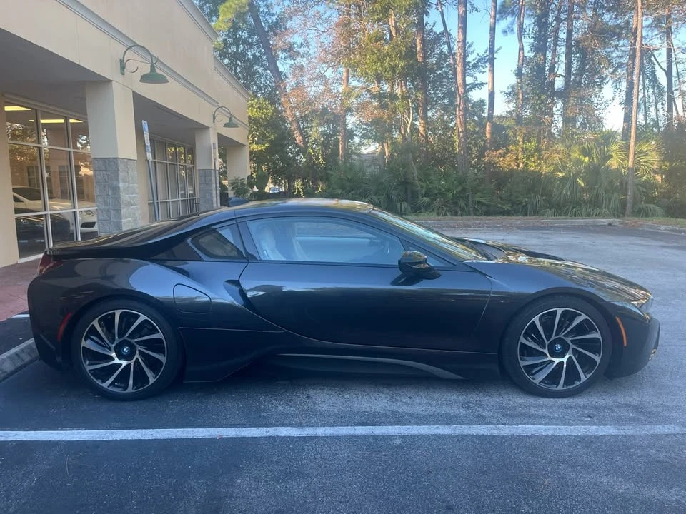 2016 BMW i8 - Image 3 of 20