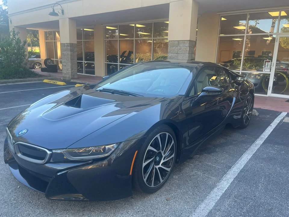 2016 BMW i8 - Image 14 of 20